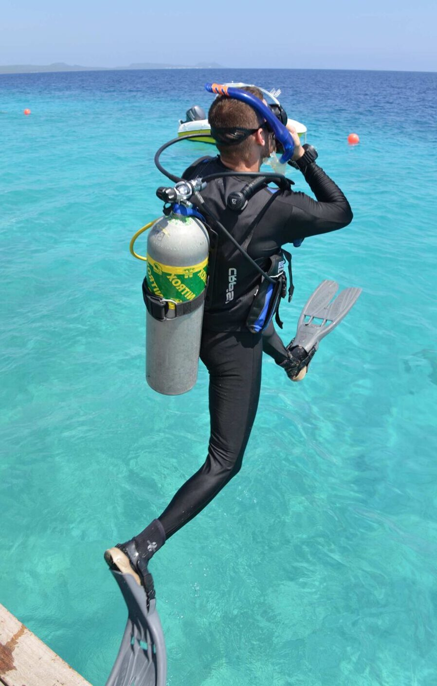 SDI Open Water diver